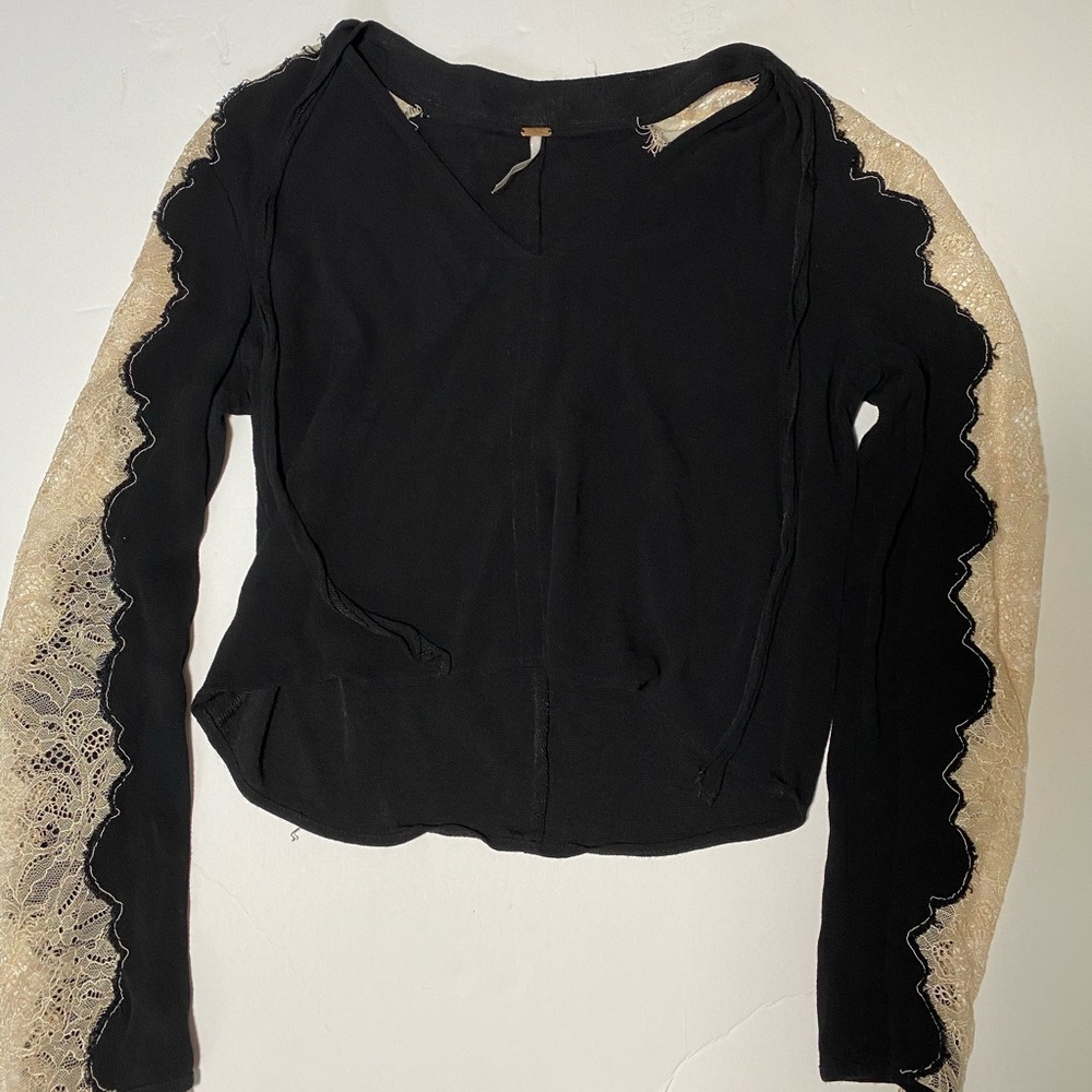 FREE PEOPLE LONG SLEEVE TOP